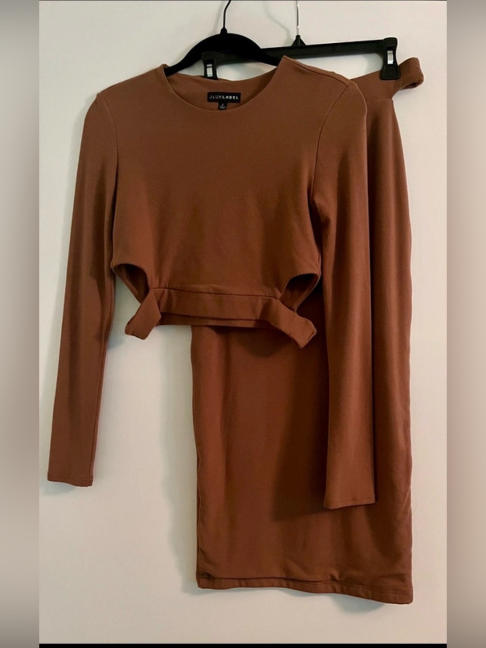 Long-Sleeve Cropped Top and Fitted Skirt Set — Brown